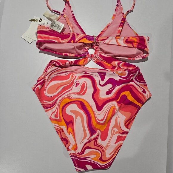Jessica Simpson Good Vibrations O-Ring One-Piece Swimsuit - Picture 7 of 10